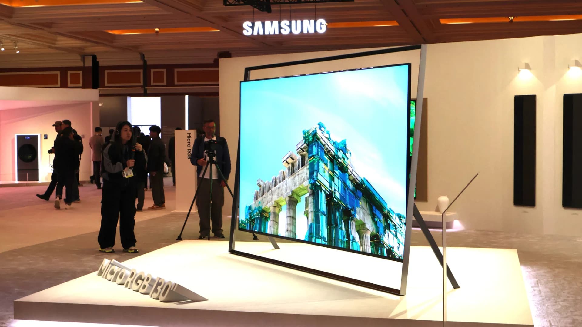 Samsung showcases its 2022 TV lineup: Neo QLED, OLED, and The Frame lead the summer collection