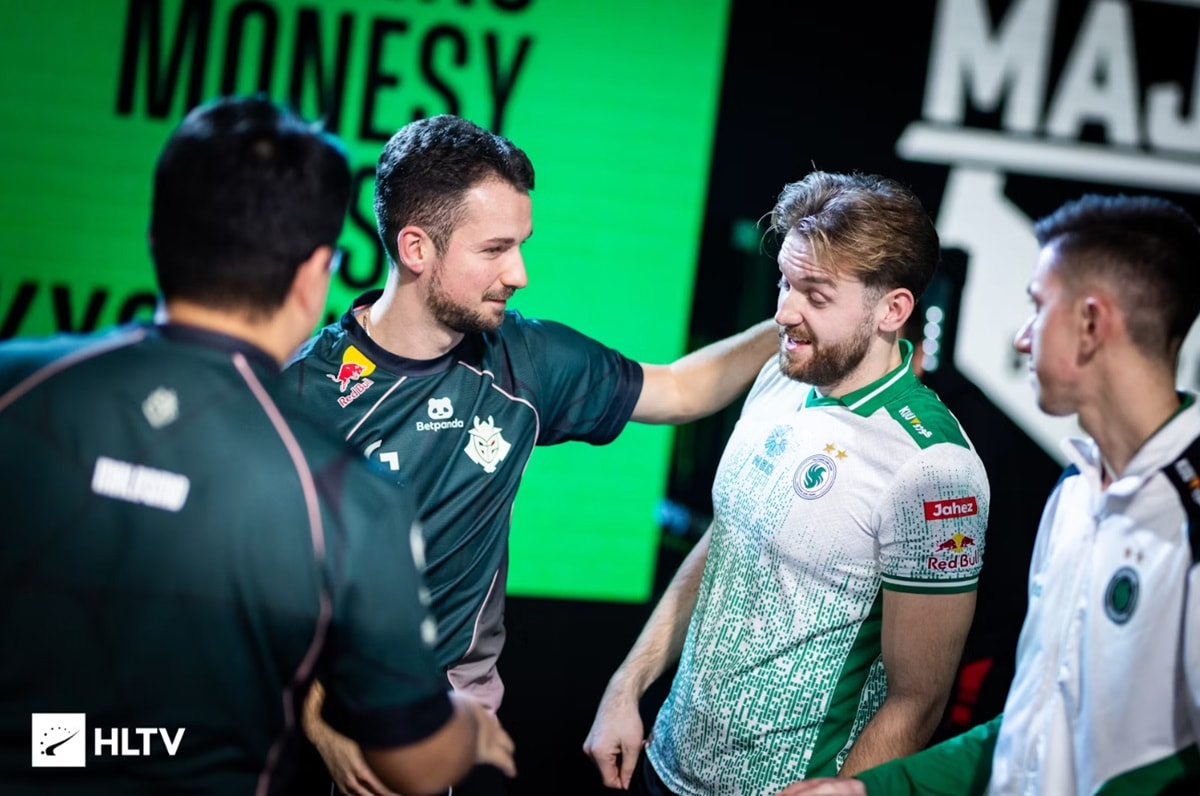 NiKo finally wins his first CS Major trophy! Congrats!